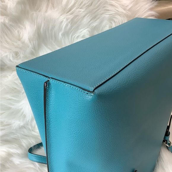 NWT! 🦋 COACH LEATHER MOLLIE TOTE - Picture 9 of 16